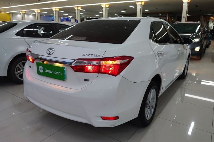 Used Toyota Corolla 2014 1.6L CVT GL-i Rear Right 45 Deg