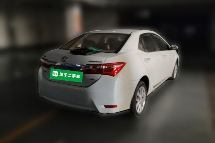 Used Toyota Corolla 2014 1.6L CVT GLX-i Rear Right 45 Deg