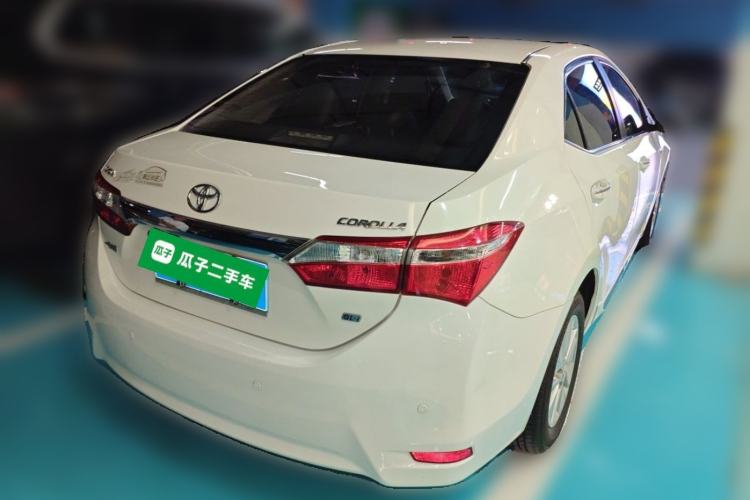 Used Toyota Corolla 2014 1.6L CVT GL-i Rear Right 45 Deg