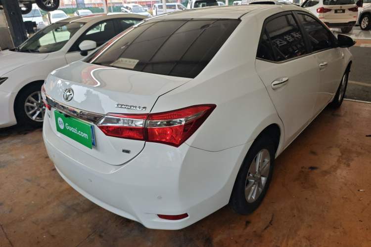 Used Toyota Corolla 2014 1.6L CVT GL Rear Right 45 Deg