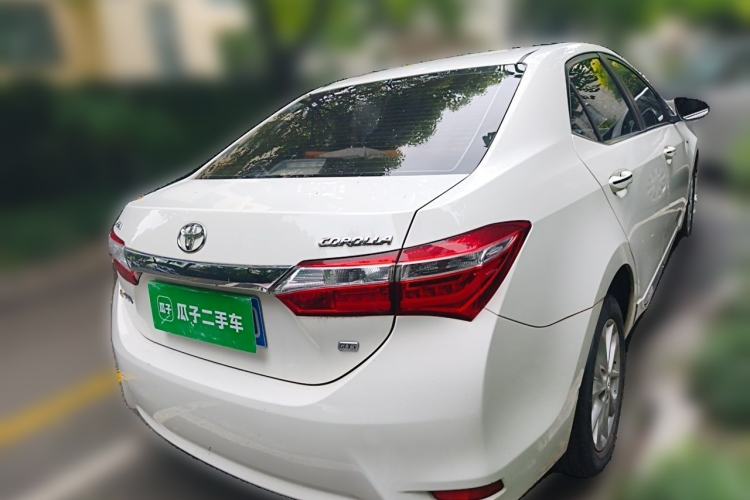Used Toyota Corolla 2014 1.6L CVT GLX-i Rear Right 45 Deg