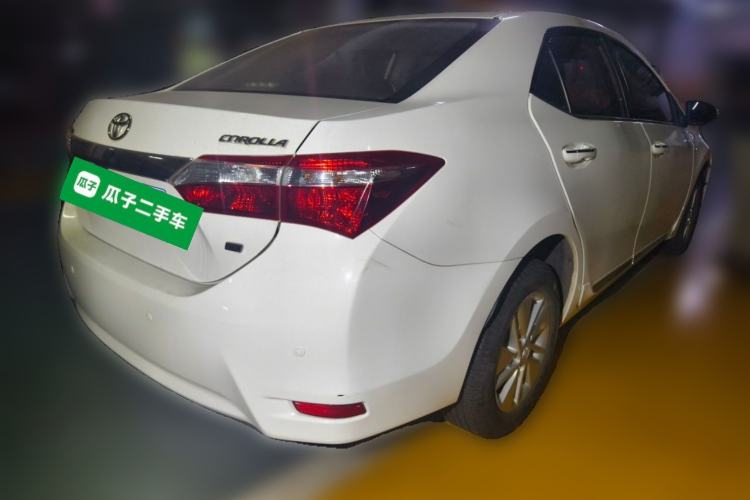 Used Toyota Corolla 2014 1.6L CVT GL-i Rear Right 45 Deg