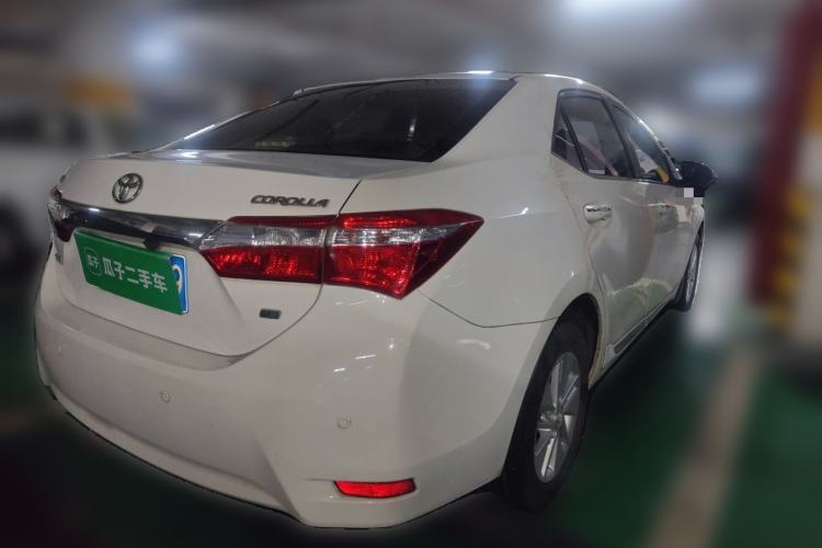 Used Toyota Corolla 2014 1.6L CVT GL-i Rear Right 45 Deg