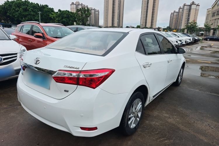 Used Toyota Corolla 2014 1.6L CVT GL-i Rear Right 45 Deg