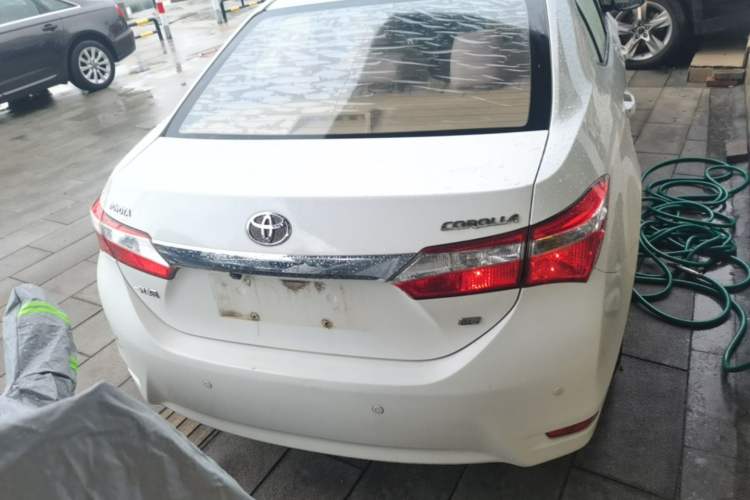 Used Toyota Corolla 2014 1.6L CVT GL-i Rear