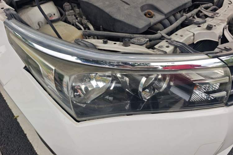 Used Toyota Corolla 2014 1.6L CVT GL Right Front Headlight