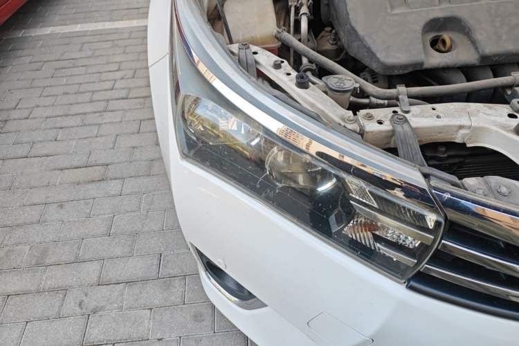 Used Toyota Corolla 2014 1.6L CVT GL-i Leather Edition Right Front Headlight