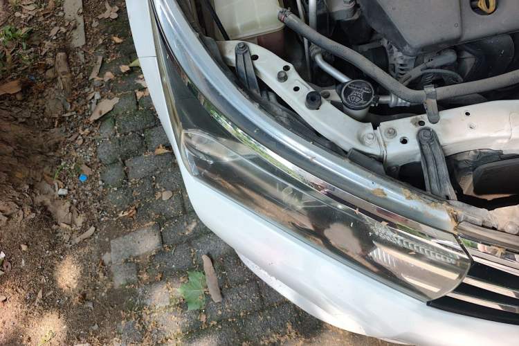 Used Toyota Corolla 2014 1.6L CVT GL Right Front Headlight
