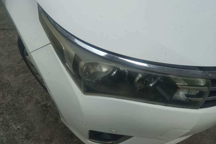 Used Toyota Corolla 2014 1.6L CVT GL-i Leather Edition Right Front Headlight