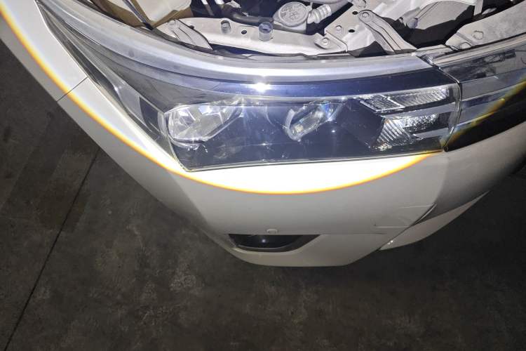 Used Toyota Corolla 2014 1.6L CVT GL-i Leather Edition Right Front Headlight