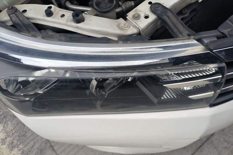 Used Toyota Corolla 2014 1.6L CVT GL Right Front Headlight