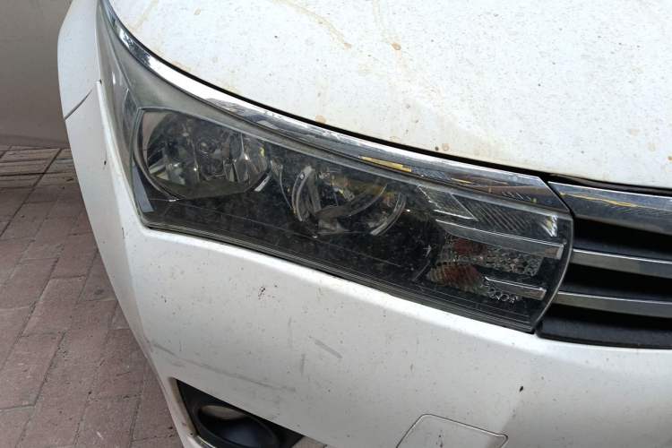Used Toyota Corolla 2014 1.6L CVT GL Right Front Headlight