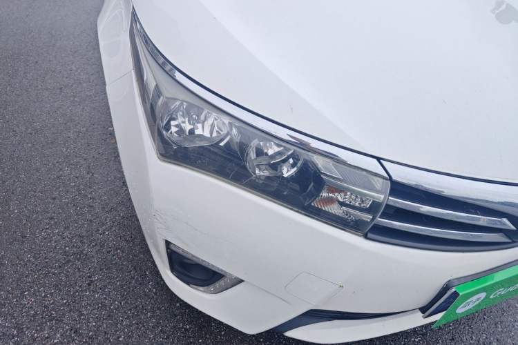 Used Toyota Corolla 2014 1.6L CVT GL Right Front Headlight