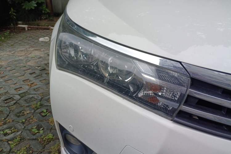 Used Toyota Corolla 2014 1.6L CVT GL-i Leather Edition Right Front Headlight