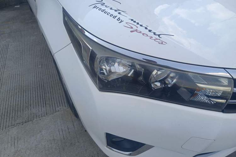 Used Toyota Corolla 2014 1.6L CVT GL Right Front Headlight