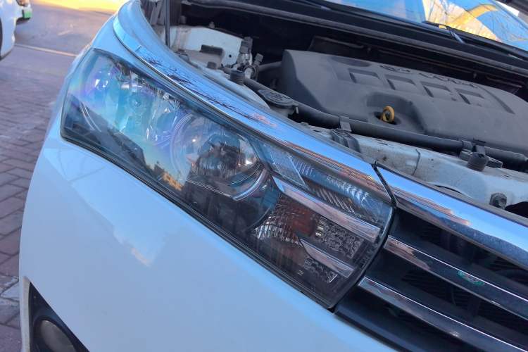 Used Toyota Corolla 2014 1.6L Manual GL Right Front Headlight