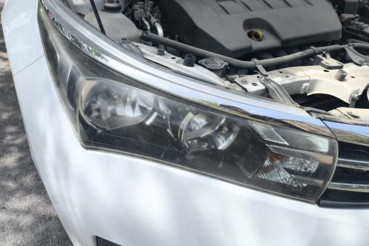 Used Toyota Corolla 2014 1.6L CVT GL Right Front Headlight