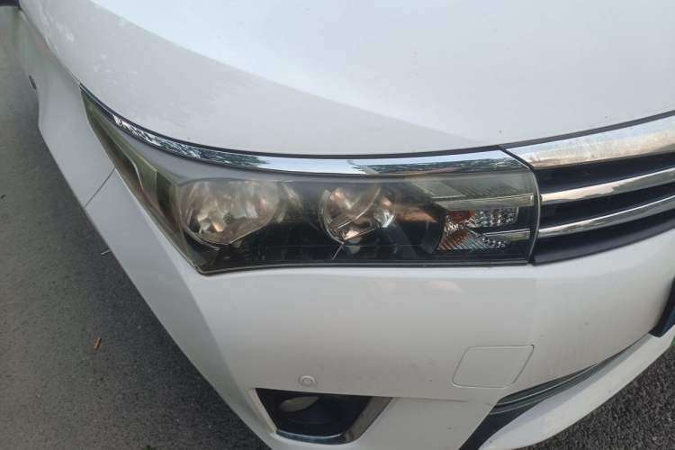 Used Toyota Corolla 2014 1.6L CVT GL-i Leather Edition Right Front Headlight