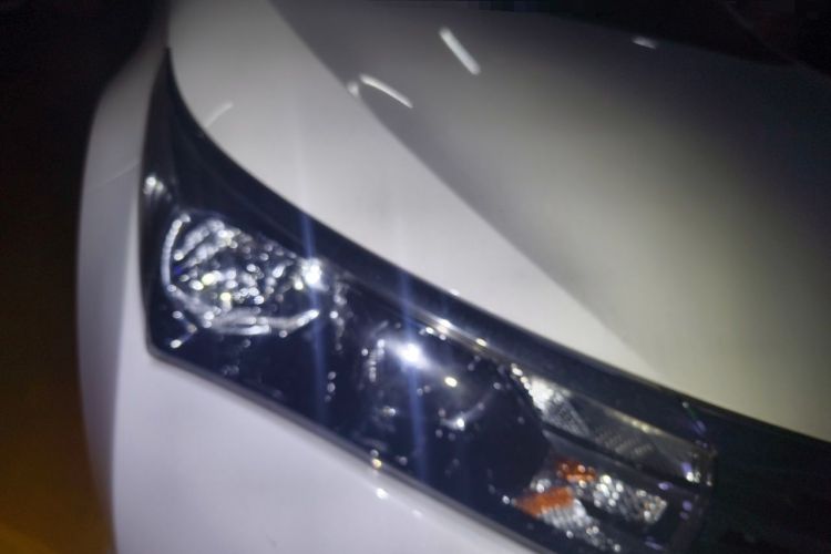 Used Toyota Corolla 2014 1.6L CVT GL-i Right Front Headlight