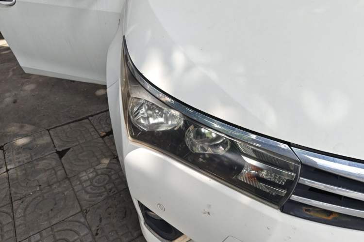 Used Toyota Corolla 2014 1.6L CVT GL Right Front Headlight