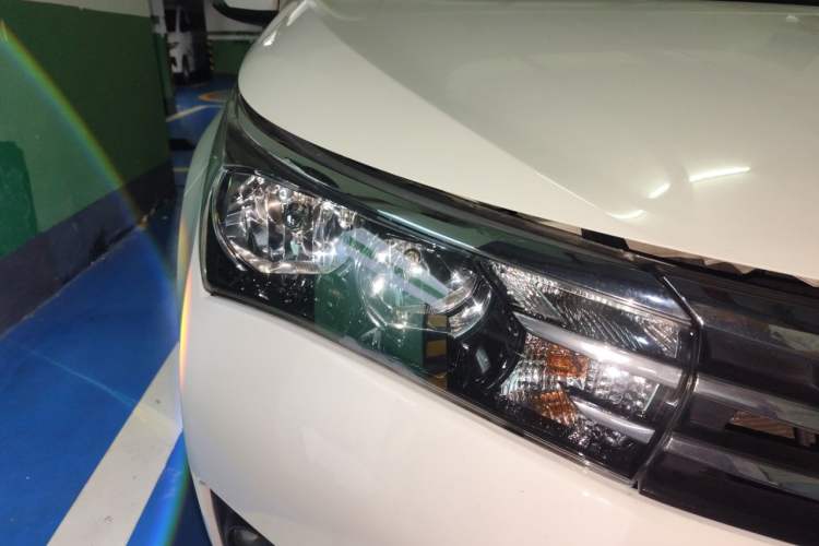 Used Toyota Corolla 2014 1.6L CVT GL Right Front Headlight