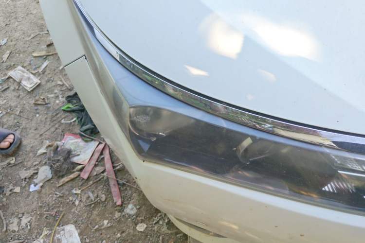 Used Toyota Corolla 2014 1.6L CVT GL-i Right Front Headlight