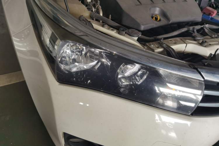 Used Toyota Corolla 2014 1.6L CVT GL Right Front Headlight