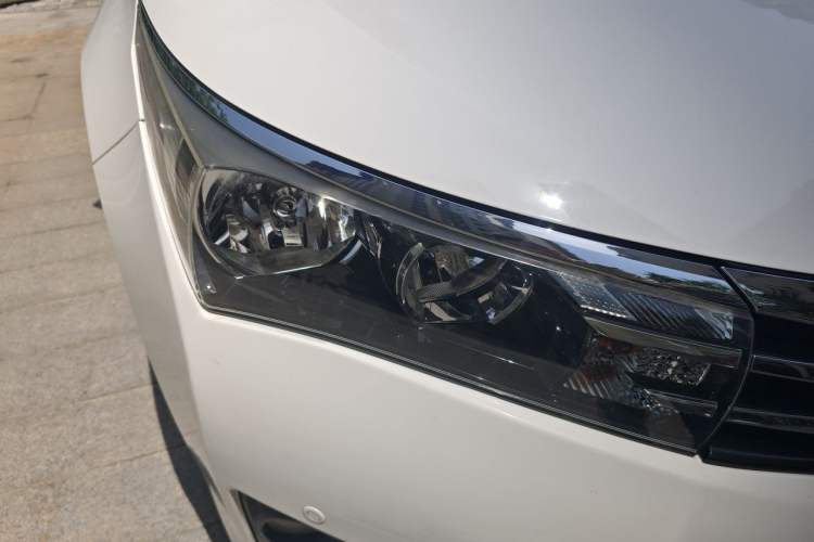 Used Toyota Corolla 2014 1.6L CVT GL-i Leather Edition Right Front Headlight