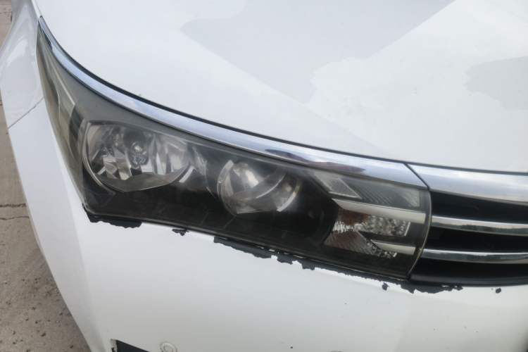 Used Toyota Corolla 2014 1.6L CVT GL-i Leather Edition Right Front Headlight