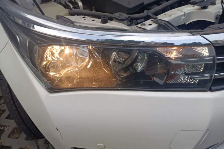 Used Toyota Corolla 2014 1.6L CVT GL-i Leather Edition Right Front Headlight