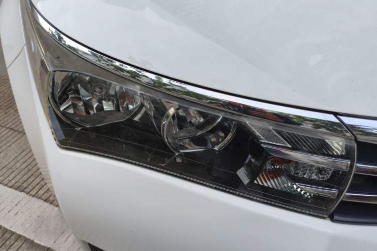 Used Toyota Corolla 2014 1.6L CVT GL Right Front Headlight