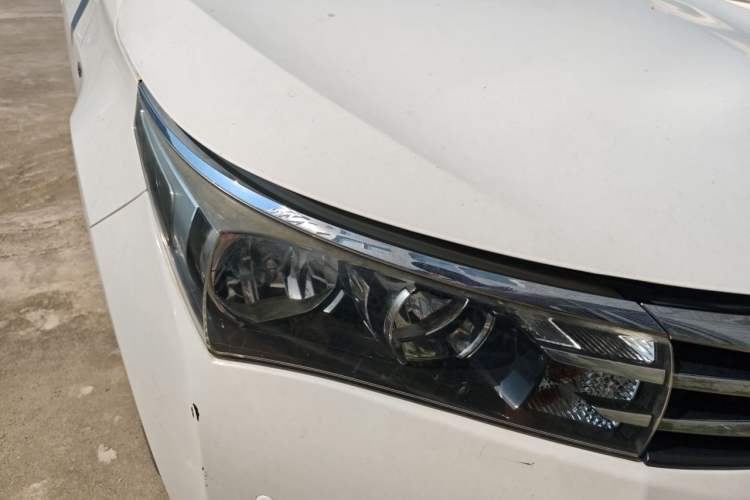 Used Toyota Corolla 2014 1.6L CVT GL Right Front Headlight