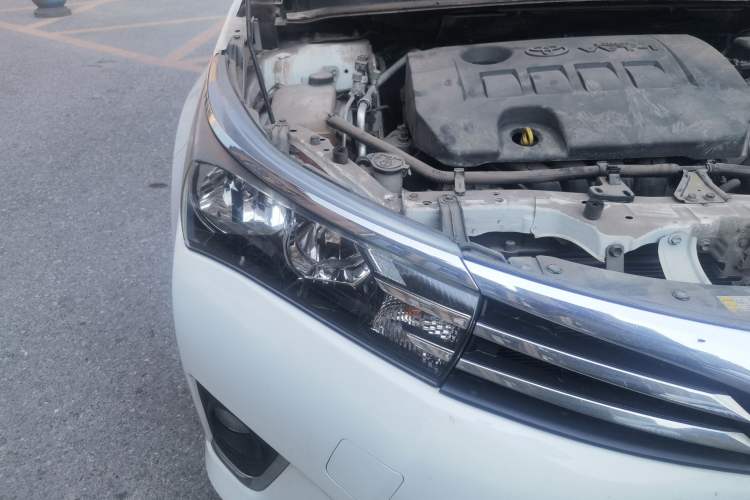Used Toyota Corolla 2014 1.6L CVT GL Right Front Headlight