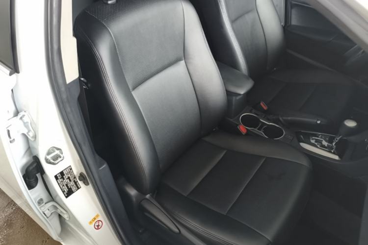 Used Toyota Corolla 2014 1.6L CVT GL Right Front Seat