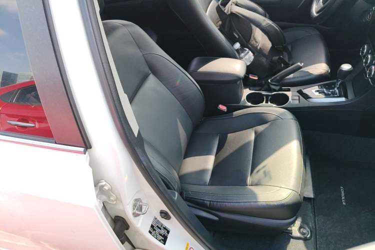 Used Toyota Corolla 2014 1.6L CVT GL-i Leather Edition Right Front Seat