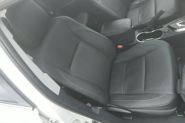 Used Toyota Corolla 2014 1.6L CVT GL-i Leather Edition Right Front Seat