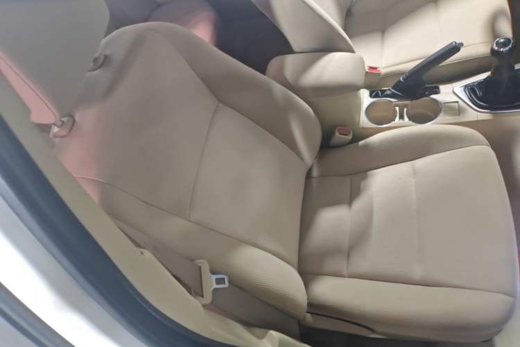 Used Toyota Corolla 2014 1.6L Manual GL Right Front Seat
