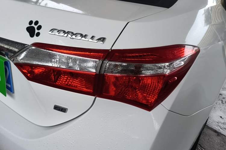 Used Toyota Corolla 2014 1.6L CVT GL Right Rear Taillight