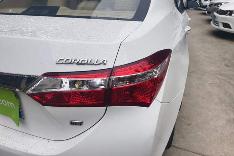 Used Toyota Corolla 2014 1.6L CVT GL-i Right Rear Taillight