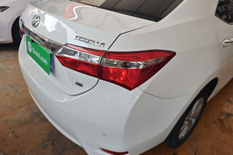 Used Toyota Corolla 2014 1.6L CVT GL Right Rear Taillight