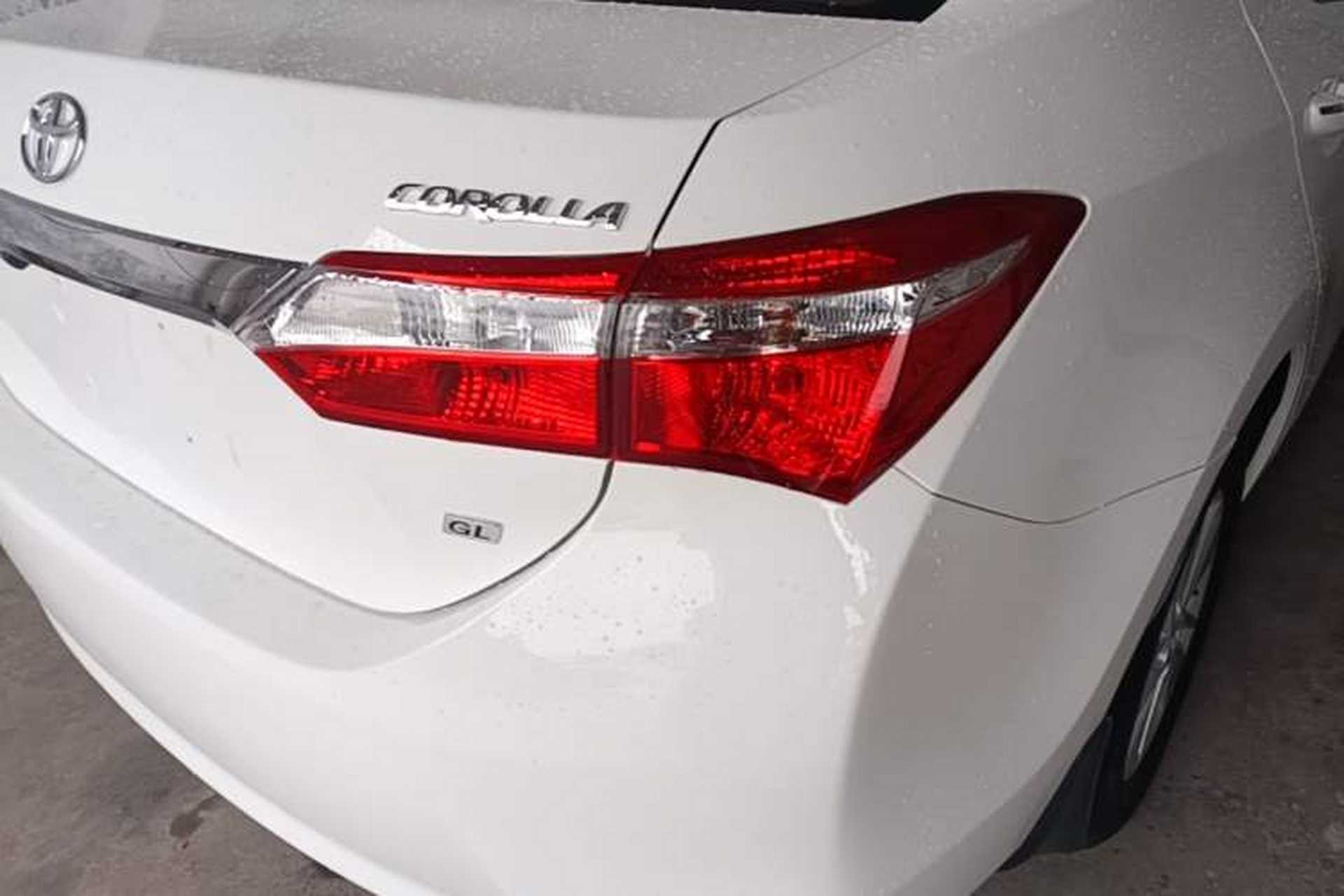 Used Toyota Corolla 2014 1.6L CVT GL Right Rear Taillight