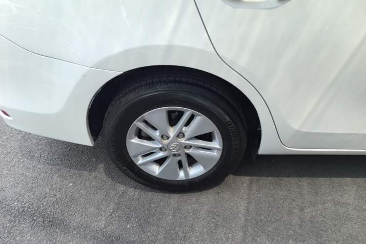 Used Toyota Corolla 2014 1.6L CVT GL Right Rear Wheel Hub