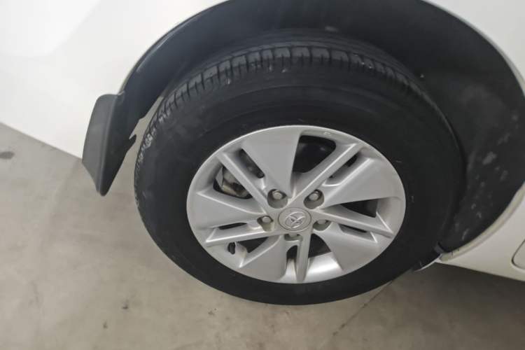 Used Toyota Corolla 2014 1.6L Manual GL Right Rear Wheel Hub
