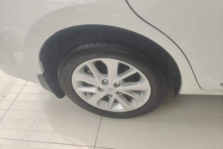 Used Toyota Corolla 2014 1.6L CVT GL-i Leather Edition Right Rear Wheel Hub