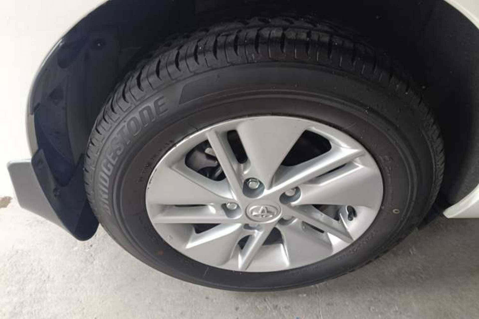 Used Toyota Corolla 2014 1.6L CVT GL Right Rear Wheel Hub