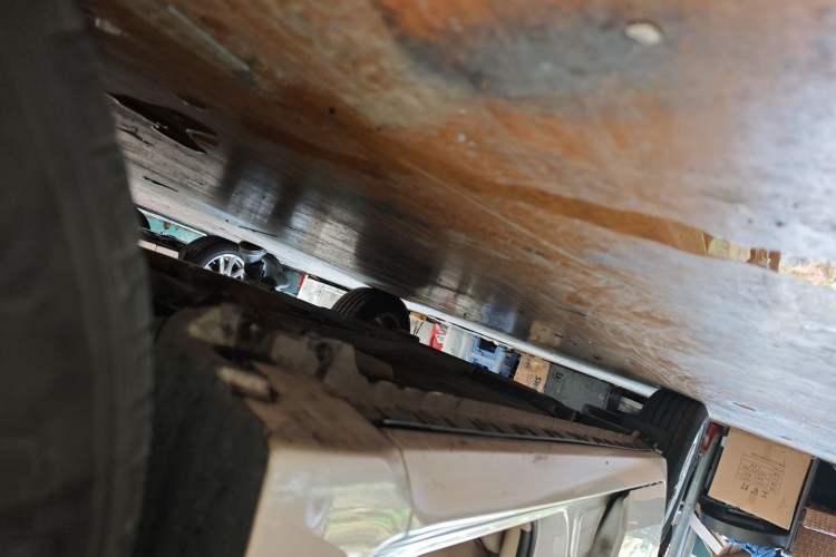 Used Toyota Corolla 2014 1.6L CVT GL Right Side Sill
