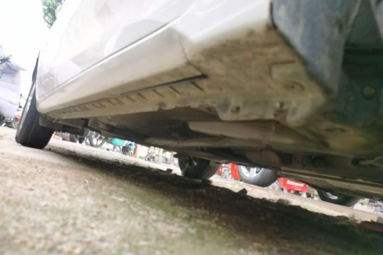 Used Toyota Corolla 2014 1.6L CVT GL Right Side Sill