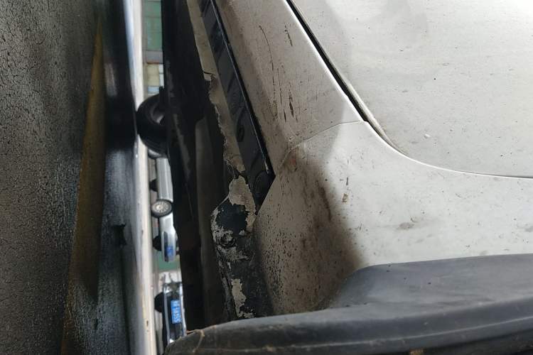 Used Toyota Corolla 2014 1.6L CVT GL Right Side Sill