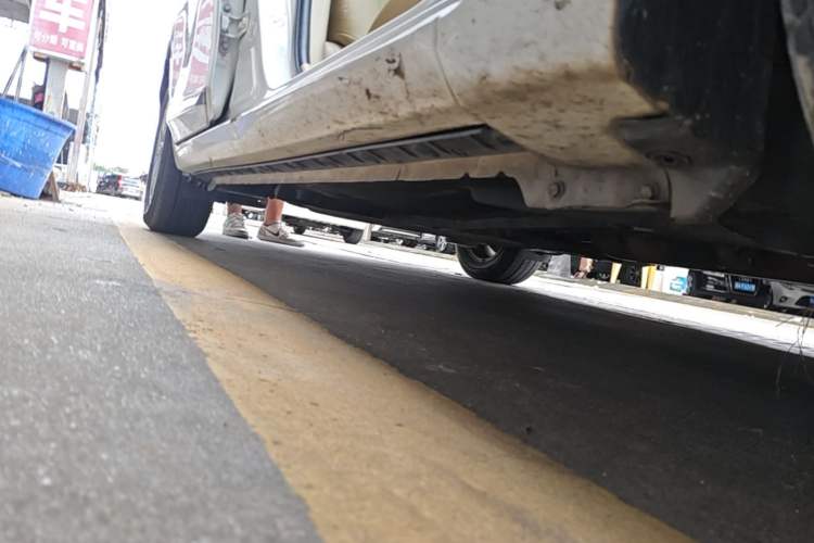 Used Toyota Corolla 2014 1.6L CVT GL-i Right Side Sill