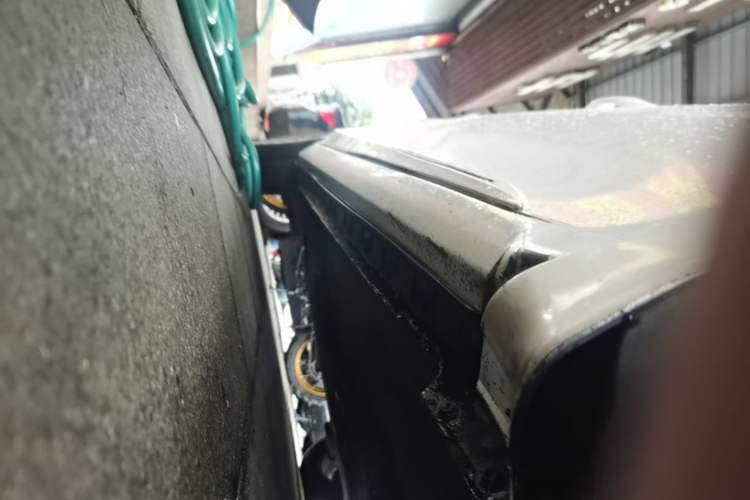 Used Toyota Corolla 2014 1.6L CVT GL-i Right Side Sill